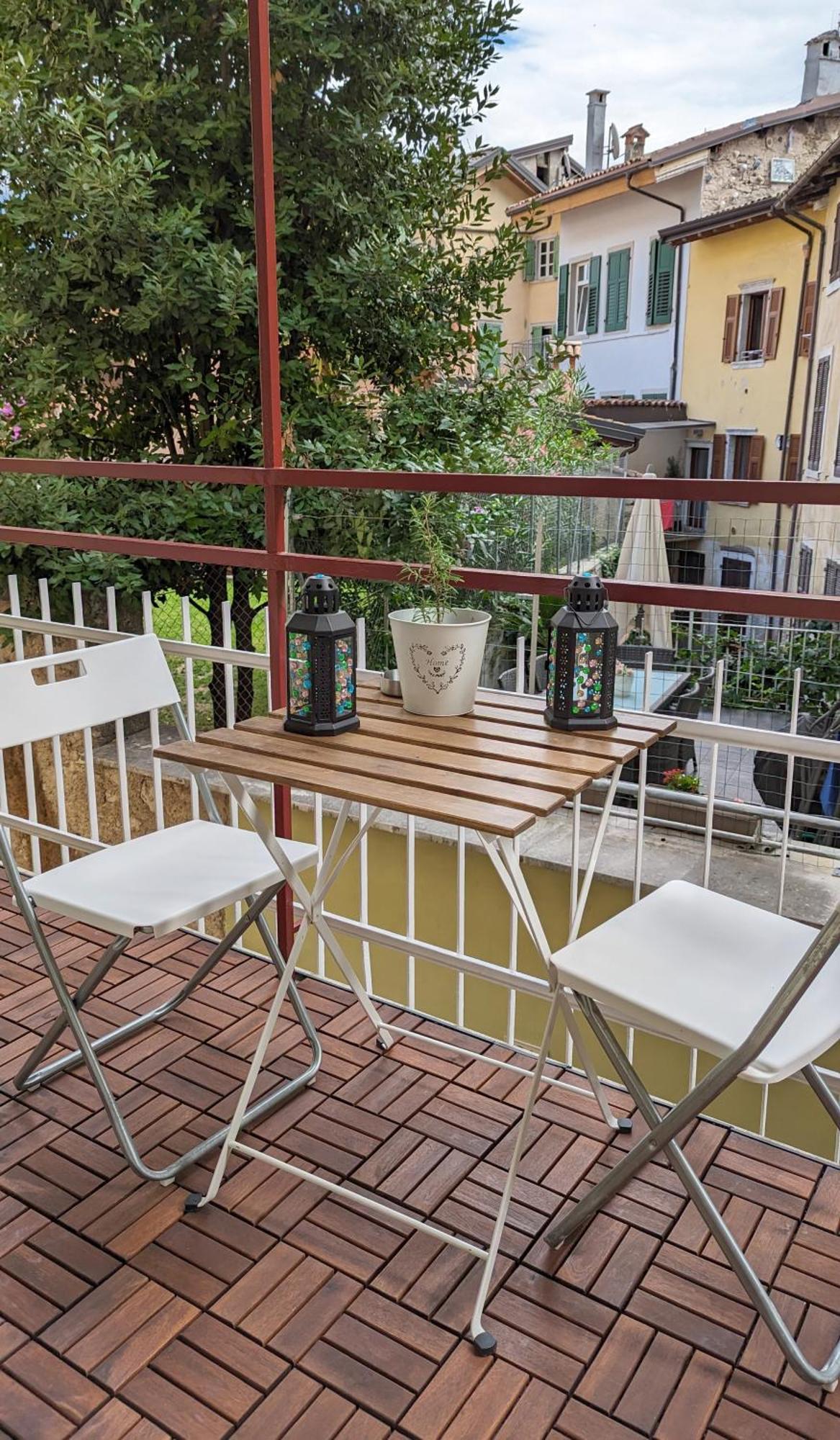 New Apartment In Historical Center Near Lake Riva del Garda Exterior foto
